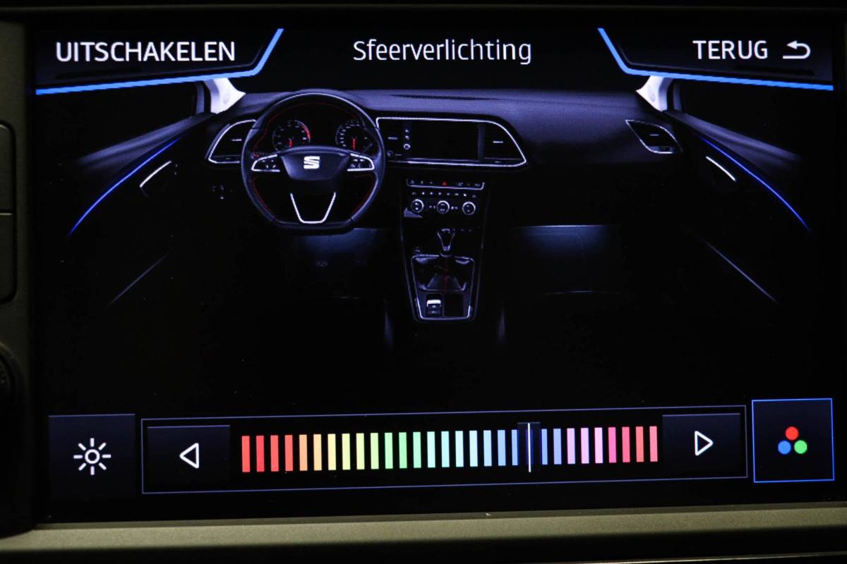 SEAT Leon SEAT Leon ST 2.0 TSI 4DRIVE CUPRA | PANORAMADAK | BEATS DAB | CAMERA | 19″