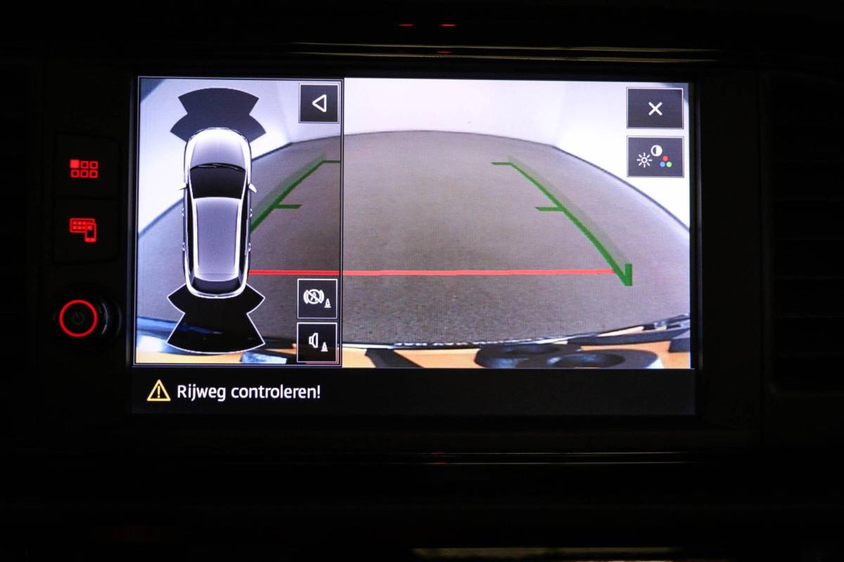 SEAT Leon SEAT Leon ST 2.0 TSI 4DRIVE CUPRA | PANORAMADAK | BEATS DAB | CAMERA | 19″