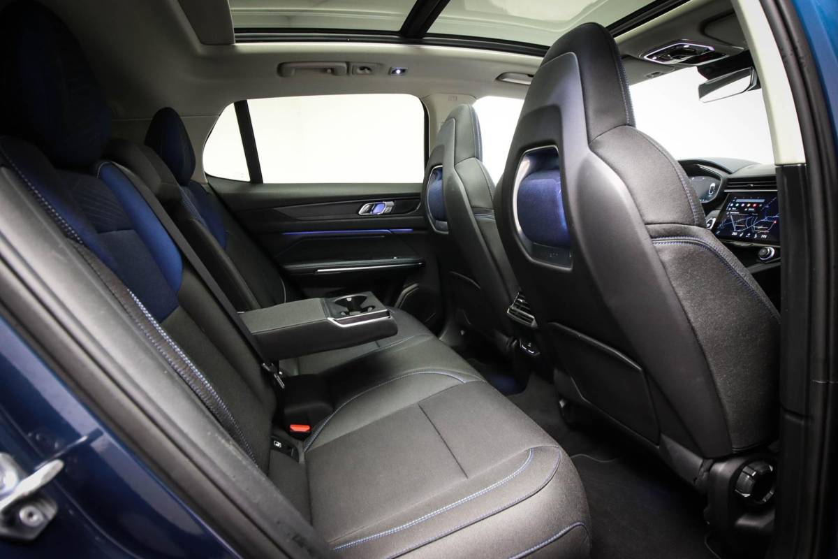 Lynk & Co 01 Lynk & Co 01 1.5 PHEV | PANORAMADAK | DAB | 360 CAMERA