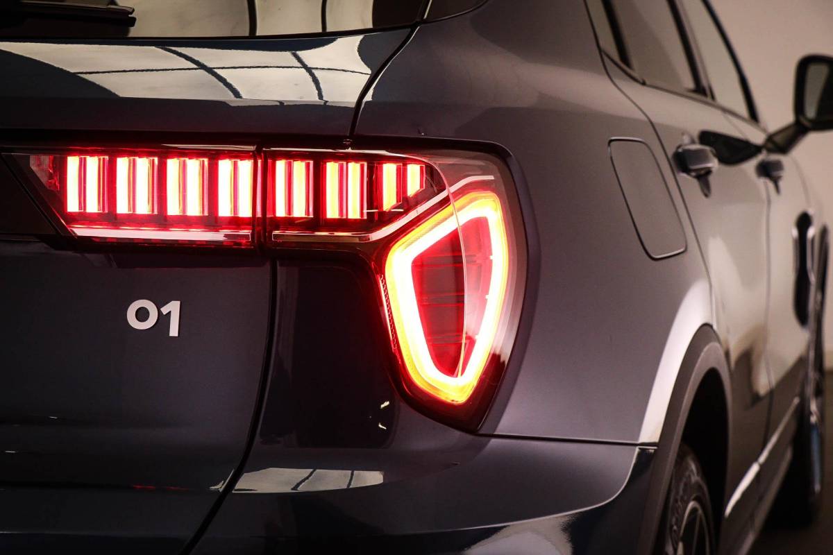 Lynk & Co 01 Lynk & Co 01 1.5 PHEV | PANORAMADAK | DAB | 360 CAMERA