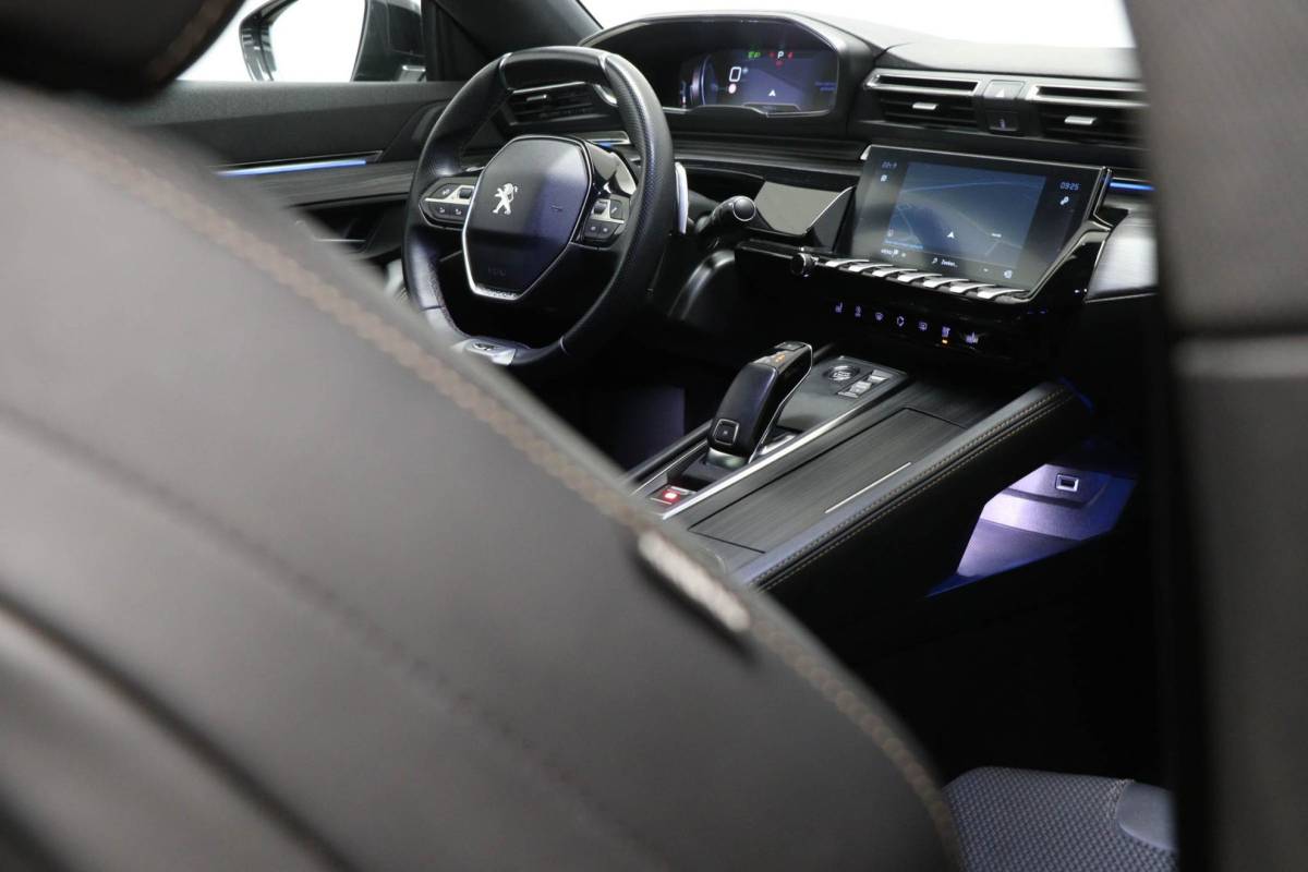 Peugeot 508 Peugeot 508 1.2 PureTech GT | STOELVERWARMING | DAB | APPLE | CAMERA | TREKHAAK