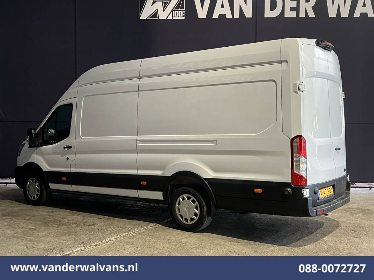 Ford Transit Ford Transit 2.0TDCI 131pk L4H3 Jumbo Euro6 Airco | Camera | Navigatie | Apple Carplay | Android Auto | Cruisecontrol LED, Verwarmde voorruit, Stoelverwarming, Parkeersensoren, Bijrijdersbank