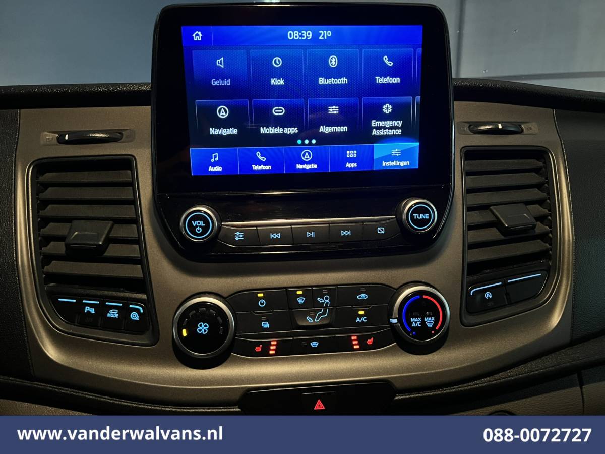 Ford Transit Ford Transit 2.0TDCI 131pk L4H3 Jumbo Euro6 Airco | Camera | Navigatie | Apple Carplay | Android Auto | Cruisecontrol LED, Verwarmde voorruit, Stoelverwarming, Parkeersensoren, Bijrijdersbank