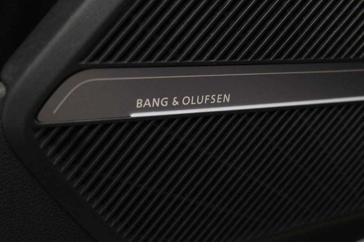 Audi Q5 Audi Q5 Sportback 55 TFSI e S edition | PANORAMADAK | LUCHTVERING | B&O DAB | APPLE | CAMERA | 20″ | S-LINE |