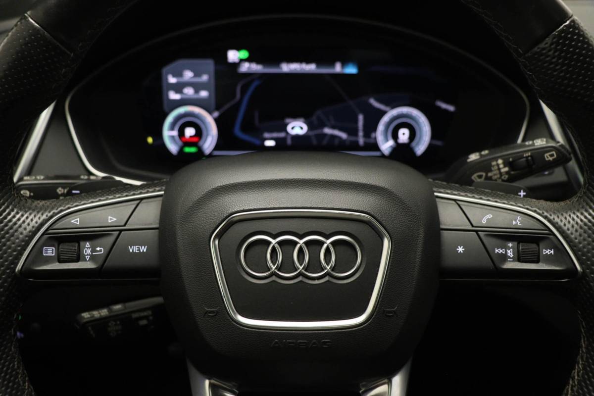 Audi Q5 Audi Q5 Sportback 55 TFSI e S edition | PANORAMADAK | LUCHTVERING | B&O DAB | APPLE | CAMERA | 20″ | S-LINE |