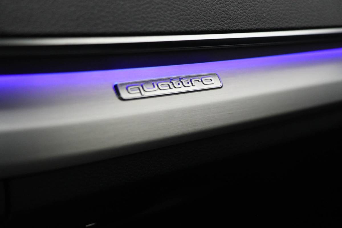 Audi Q5 Audi Q5 Sportback 55 TFSI e S edition | PANORAMADAK | LUCHTVERING | B&O DAB | APPLE | CAMERA | 20″ | S-LINE |