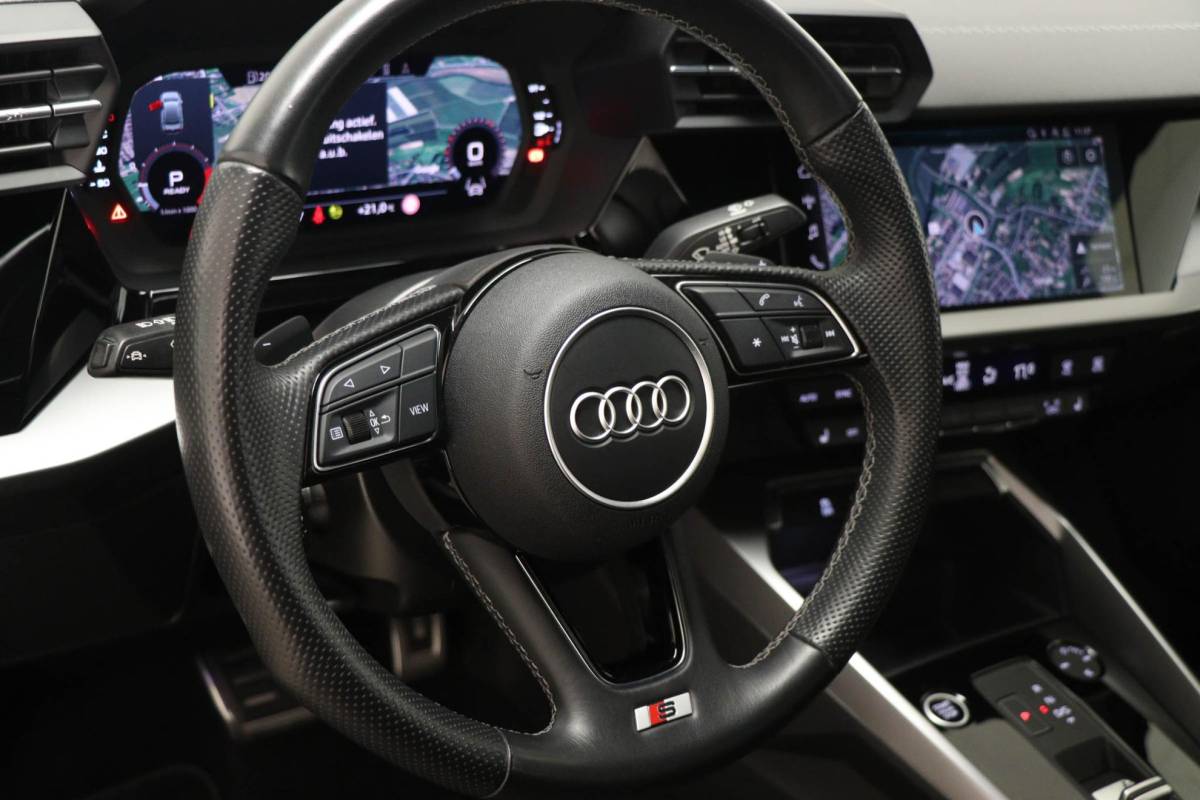 Audi A3 Audi A3 Limousine 30 TFSI S edition | VIRTUAL COCKPIT | CRUISE CONTROL ADAPTIEF | STOELVERWARMING