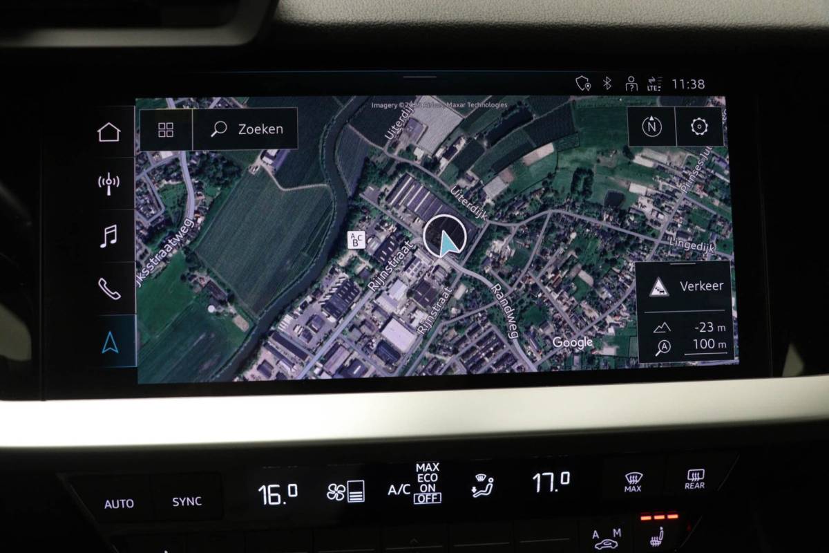 Audi A3 Audi A3 Limousine 30 TFSI S edition | VIRTUAL COCKPIT | CRUISE CONTROL ADAPTIEF | STOELVERWARMING