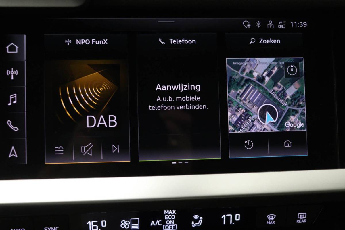 Audi A3 Audi A3 Limousine 30 TFSI S edition | VIRTUAL COCKPIT | CRUISE CONTROL ADAPTIEF | STOELVERWARMING