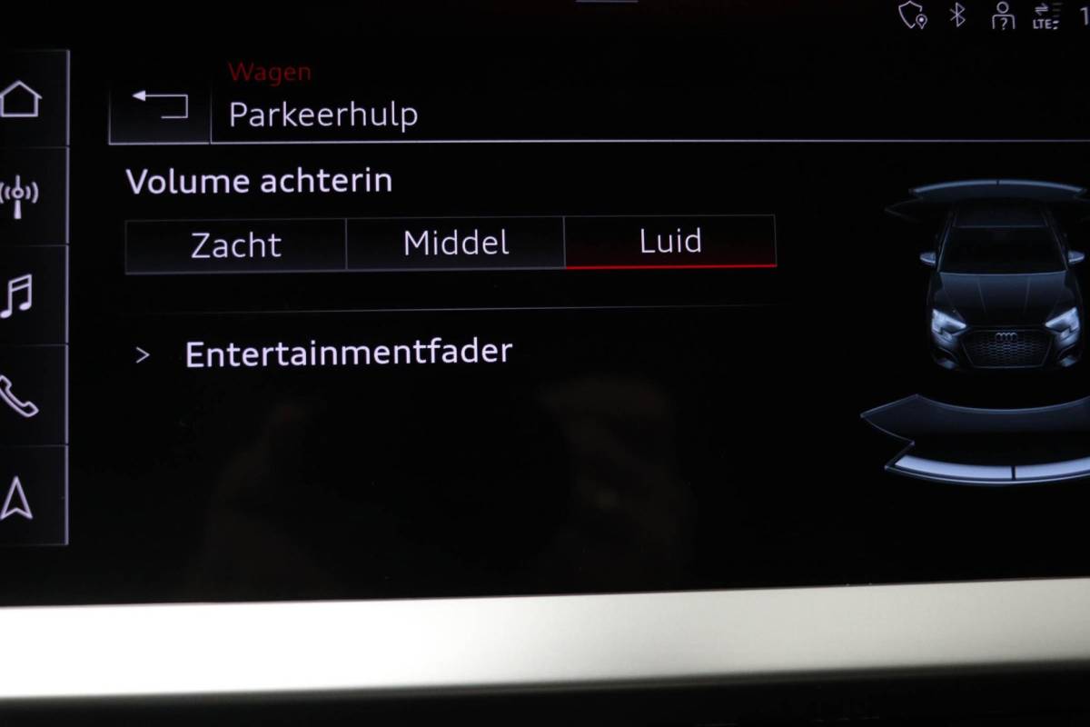 Audi A3 Audi A3 Limousine 30 TFSI S edition | VIRTUAL COCKPIT | CRUISE CONTROL ADAPTIEF | STOELVERWARMING