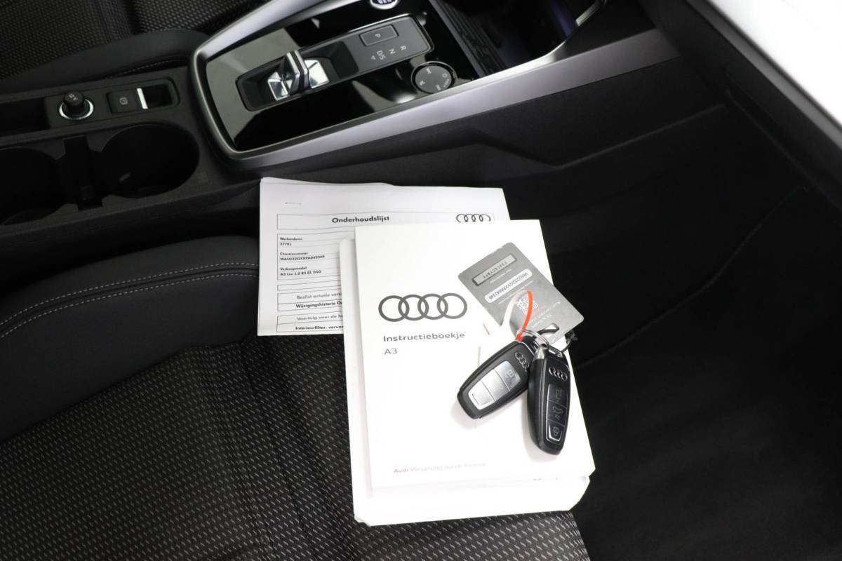 Audi A3 Audi A3 Limousine 30 TFSI S edition | VIRTUAL COCKPIT | CRUISE CONTROL ADAPTIEF | STOELVERWARMING