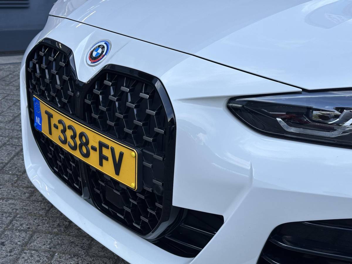 BMW 4 Serie BMW 4-serie 420i M-Sport Business Edition Plus | GRAN COUPE | LEDER | HEAD UP | DAB | TREKHAAK