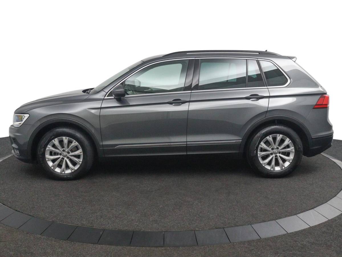 Volkswagen Tiguan Volkswagen Tiguan 1.5 TSI 150 PK DSG ACT Comfortline | Adaptive Cruise | Sensoren |