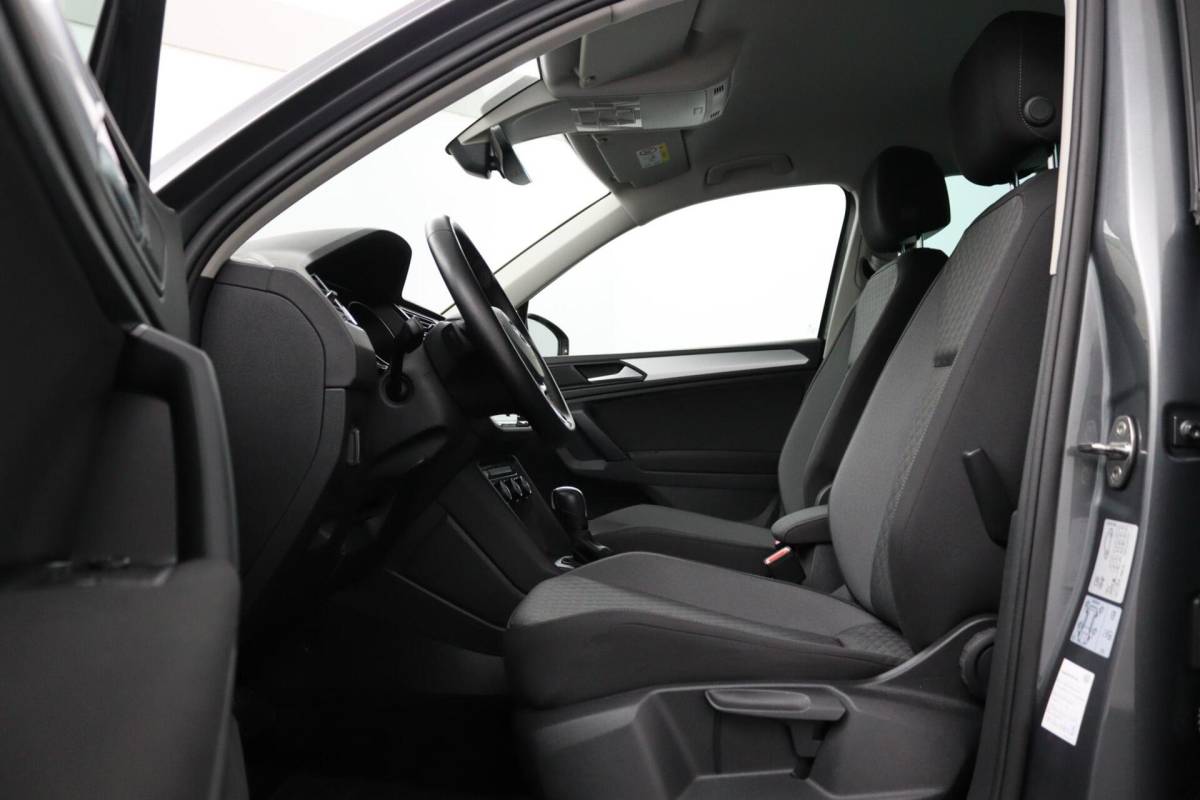 Volkswagen Tiguan Volkswagen Tiguan 1.5 TSI 150 PK DSG ACT Comfortline | Adaptive Cruise | Sensoren |