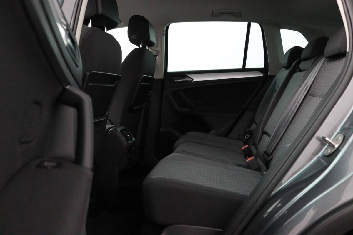 Volkswagen Tiguan Volkswagen Tiguan 1.5 TSI 150 PK DSG ACT Comfortline | Adaptive Cruise | Sensoren |