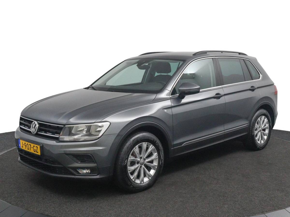 Volkswagen Tiguan Volkswagen Tiguan 1.5 TSI 150 PK DSG ACT Comfortline | Adaptive Cruise | Sensoren |