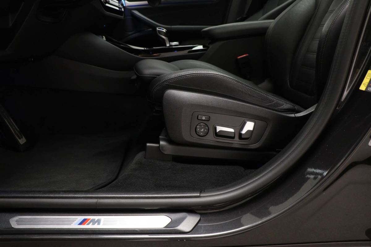 BMW X3 BMW X3 xDrive30e M-Sport High Executive | M SPORT PACK | PANORAMADAK | LEDER