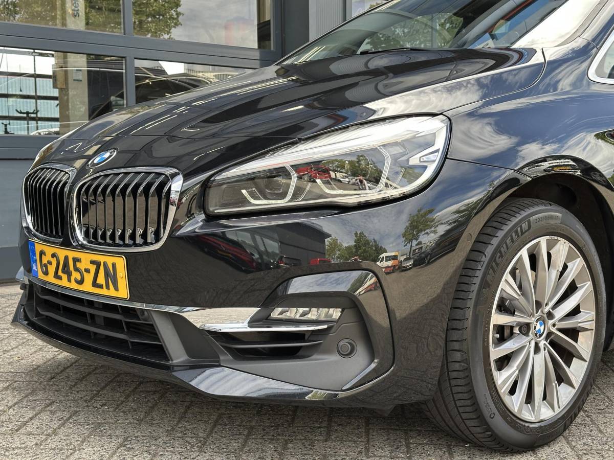 BMW 2 Serie BMW 2-serie Active Tourer 218i High Executive Edition | panoramadak | Leder |