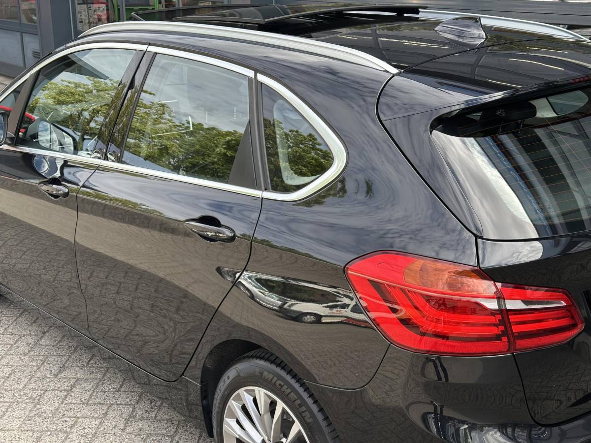 BMW 2 Serie BMW 2-serie Active Tourer 218i High Executive Edition | panoramadak | Leder |