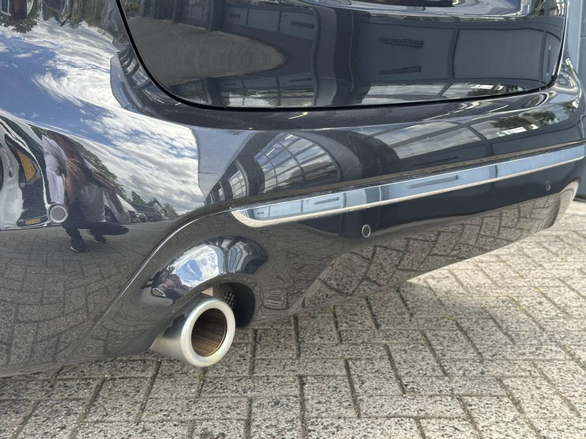 BMW 2 Serie BMW 2-serie Active Tourer 218i High Executive Edition | panoramadak | Leder |