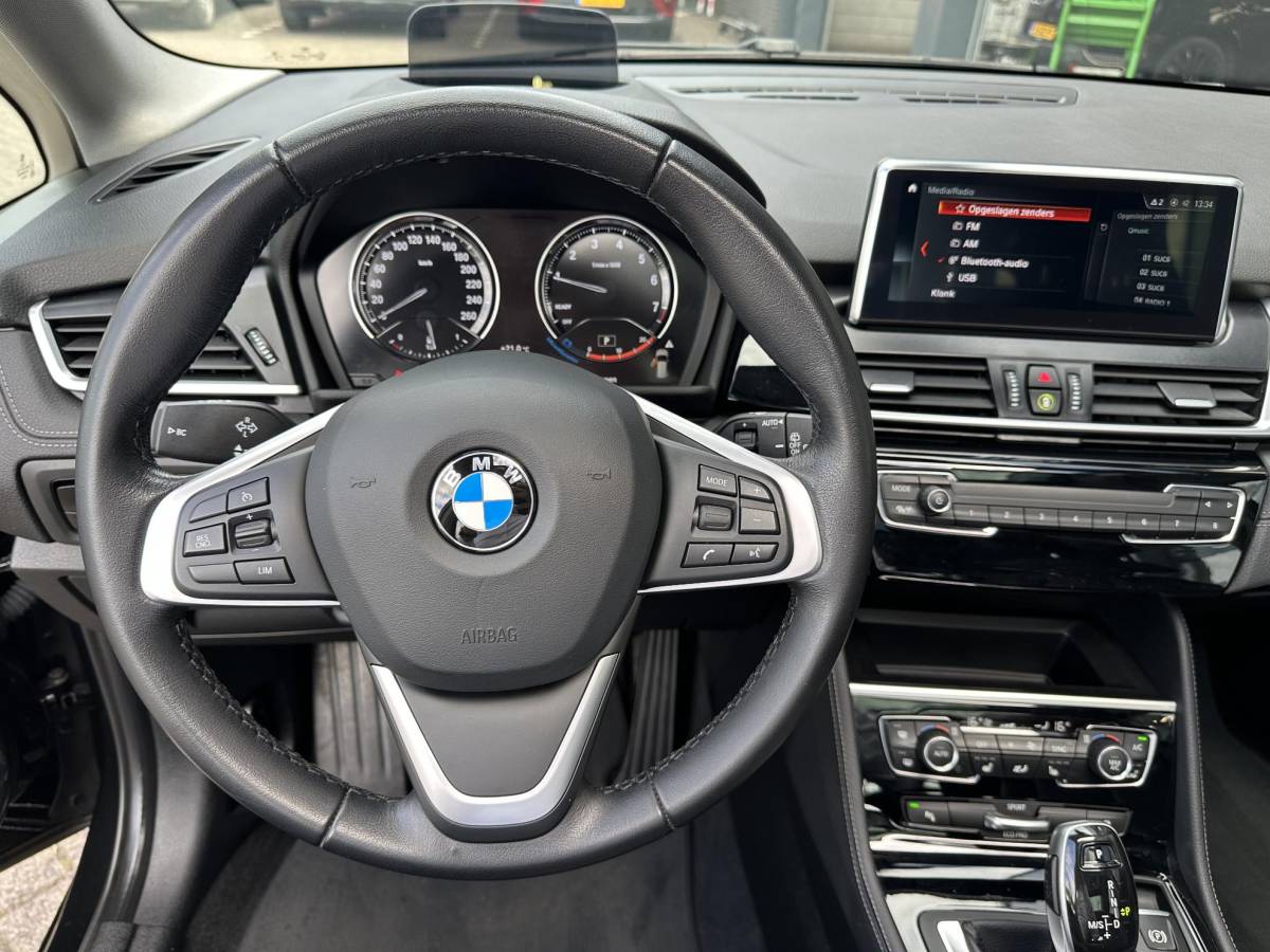 BMW 2 Serie BMW 2-serie Active Tourer 218i High Executive Edition | panoramadak | Leder |