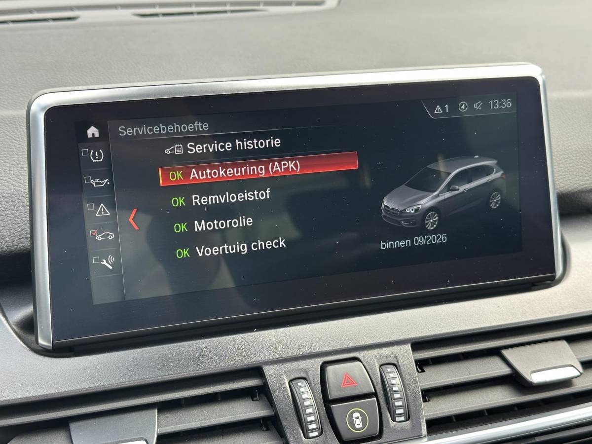BMW 2 Serie BMW 2-serie Active Tourer 218i High Executive Edition | panoramadak | Leder |