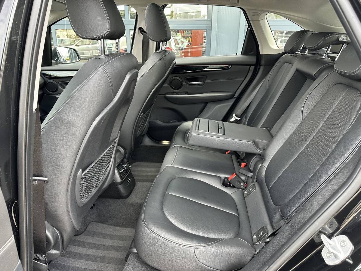 BMW 2 Serie BMW 2-serie Active Tourer 218i High Executive Edition | panoramadak | Leder |