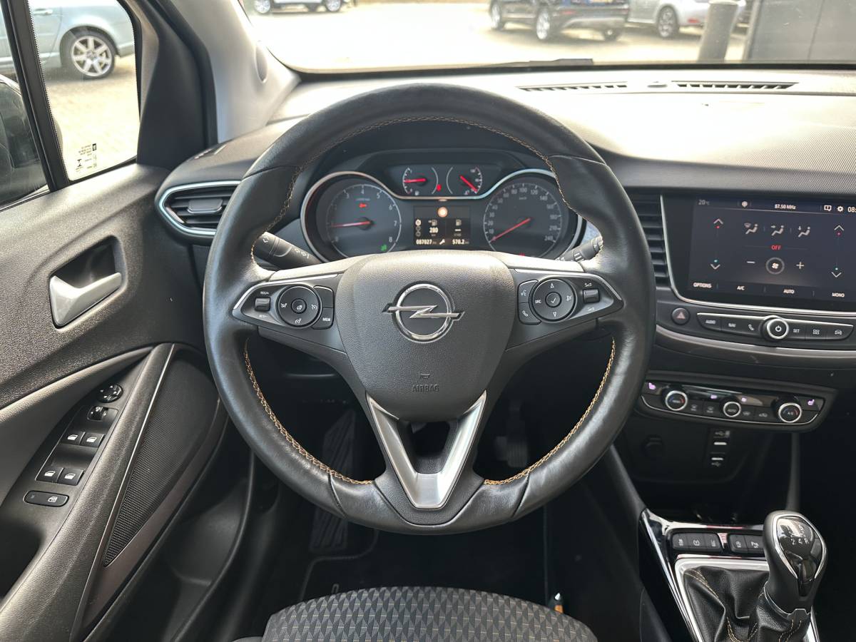 Opel Crossland X Opel Crossland X 1.2 Turbo Innovation | Camera | Apple carplay | Trekhaak