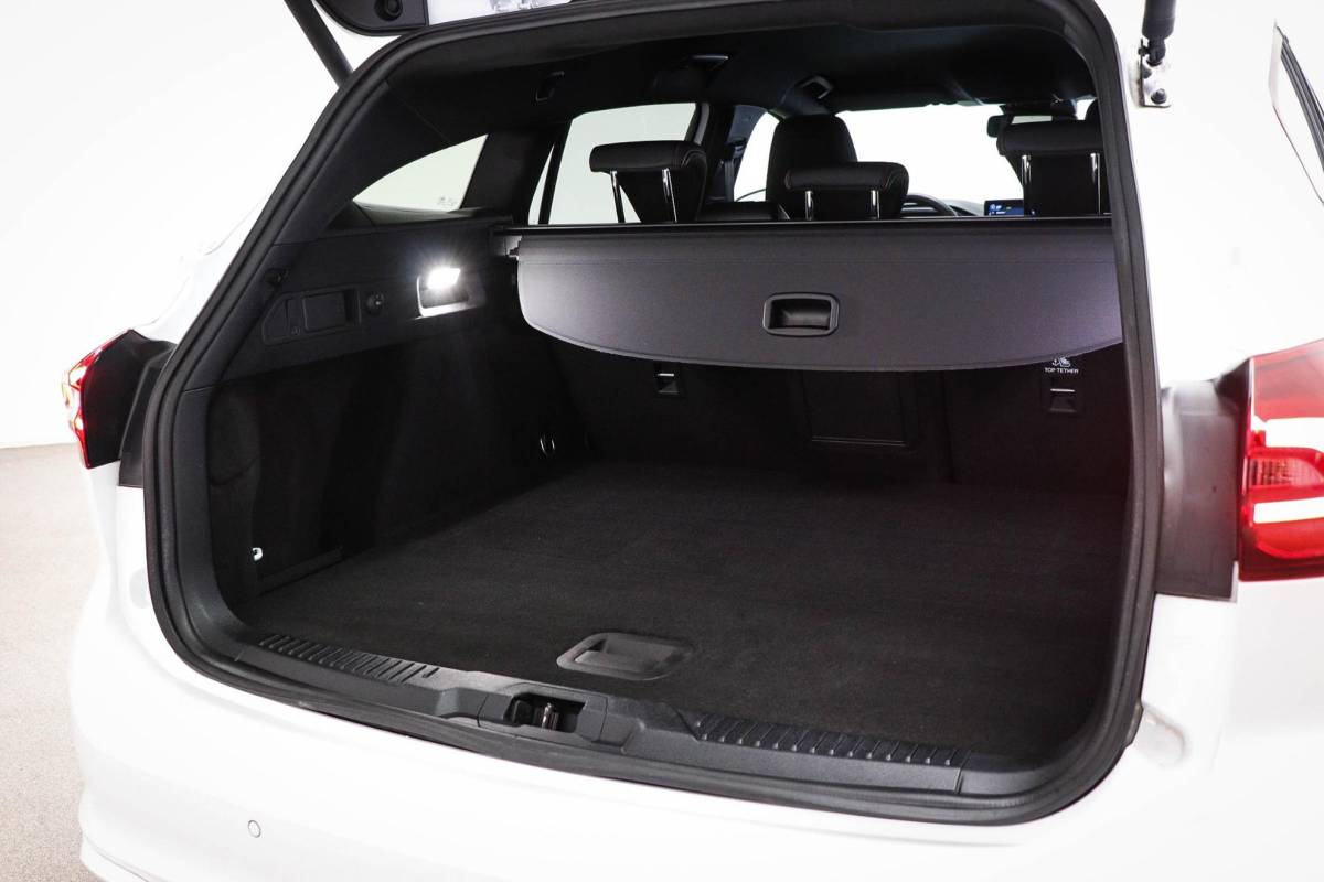 Ford Focus Ford Focus Wagon 1.0 EcoBoost Hybrid ST Line X | WINTER / DRIVER ASSISTANCE- PACK | DAB | APPLE | CAMERA