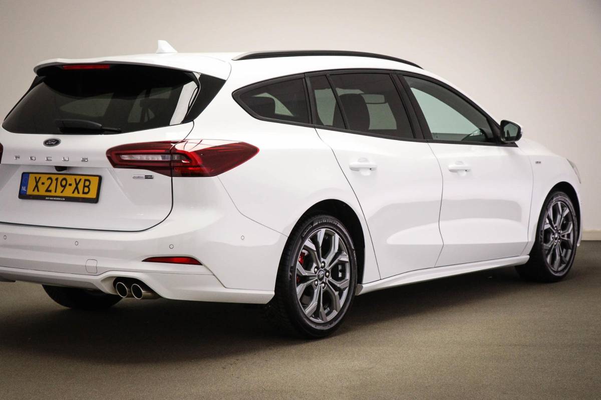Ford Focus Ford Focus Wagon 1.0 EcoBoost Hybrid ST Line X | WINTER / DRIVER ASSISTANCE- PACK | DAB | APPLE | CAMERA