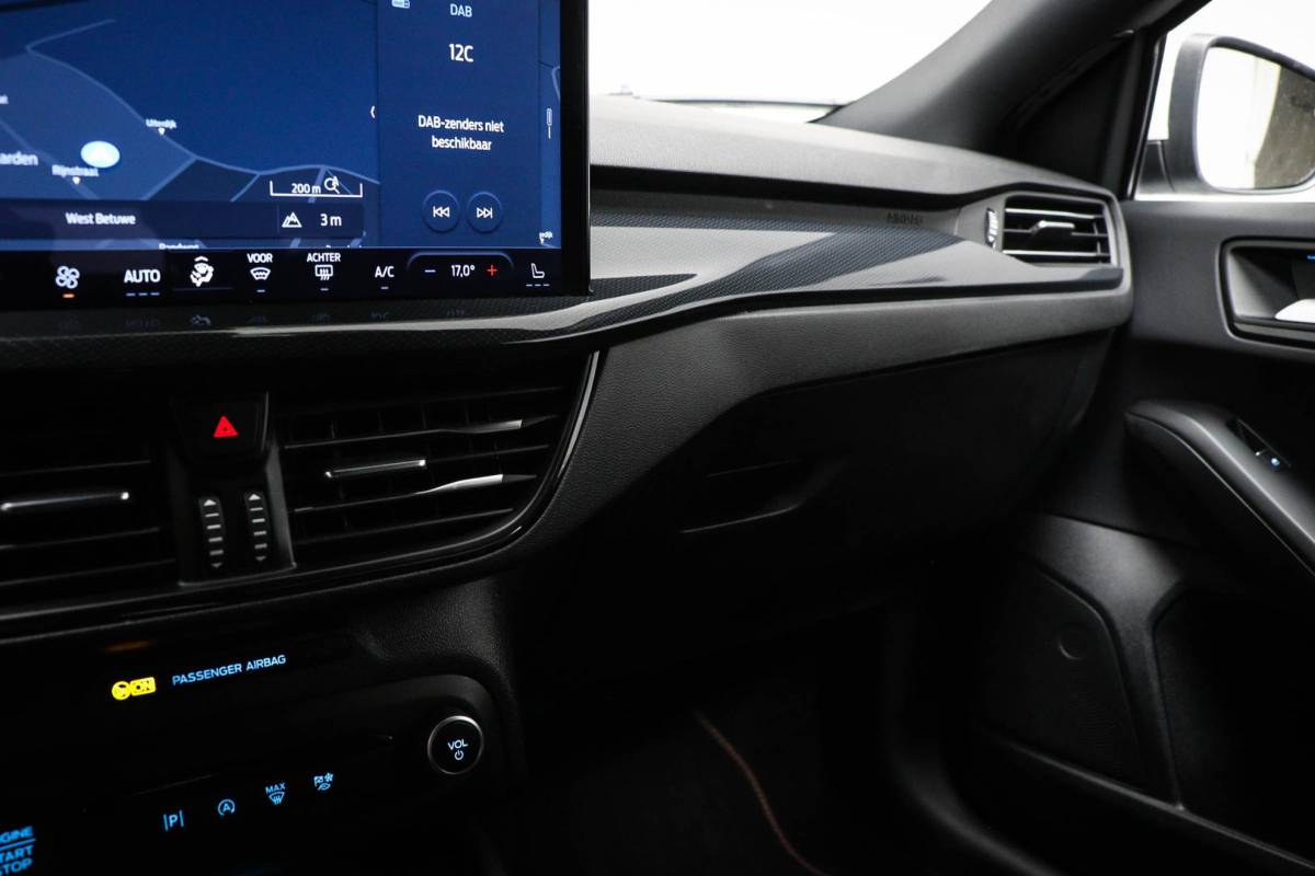 Ford Focus Ford Focus Wagon 1.0 EcoBoost Hybrid ST Line X | WINTER / DRIVER ASSISTANCE- PACK | DAB | APPLE | CAMERA