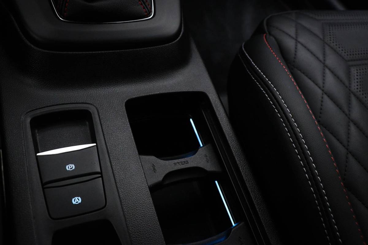 Ford Focus Ford Focus Wagon 1.0 EcoBoost Hybrid ST Line X | WINTER / DRIVER ASSISTANCE- PACK | DAB | APPLE | CAMERA
