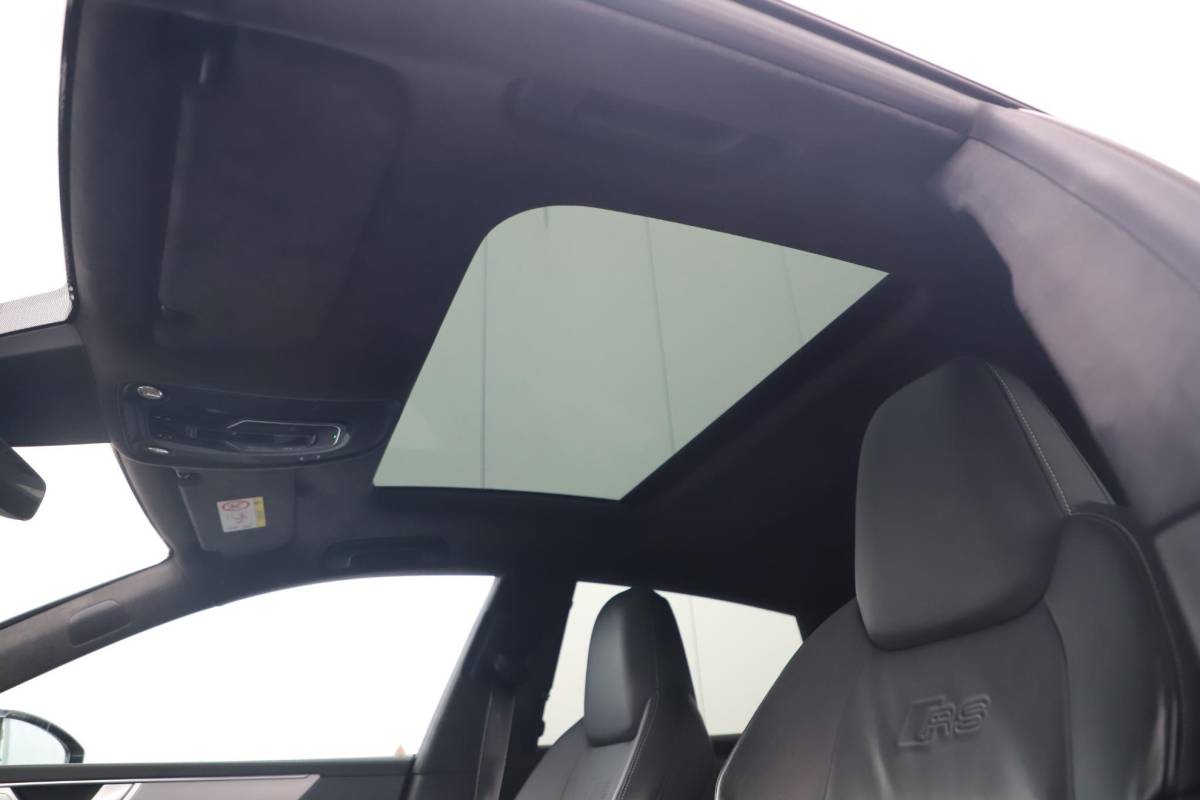 Audi RS7 Audi RS7 4.0 TFSI RS 7 Sportback Quattro 600PK 1 Jaar Garantie 22 inch Ceramic B&O High End Alcantara Hemel Dynamic Plus Pack 4-wiel Sturing Softclose Stoelverkoeling Panoramadak Laser LED HUD 360 Camera Full Options! Nieuwstaat!