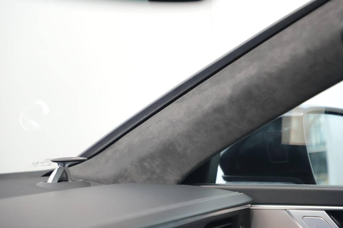 Audi RS7 Audi RS7 4.0 TFSI RS 7 Sportback Quattro 600PK 1 Jaar Garantie 22 inch Ceramic B&O High End Alcantara Hemel Dynamic Plus Pack 4-wiel Sturing Softclose Stoelverkoeling Panoramadak Laser LED HUD 360 Camera Full Options! Nieuwstaat!