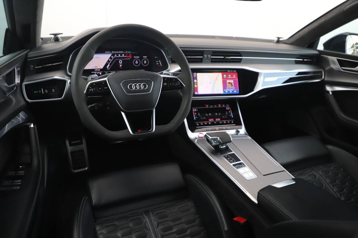 Audi RS7 Audi RS7 4.0 TFSI RS 7 Sportback Quattro 600PK 1 Jaar Garantie 22 inch Ceramic B&O High End Alcantara Hemel Dynamic Plus Pack 4-wiel Sturing Softclose Stoelverkoeling Panoramadak Laser LED HUD 360 Camera Full Options! Nieuwstaat!