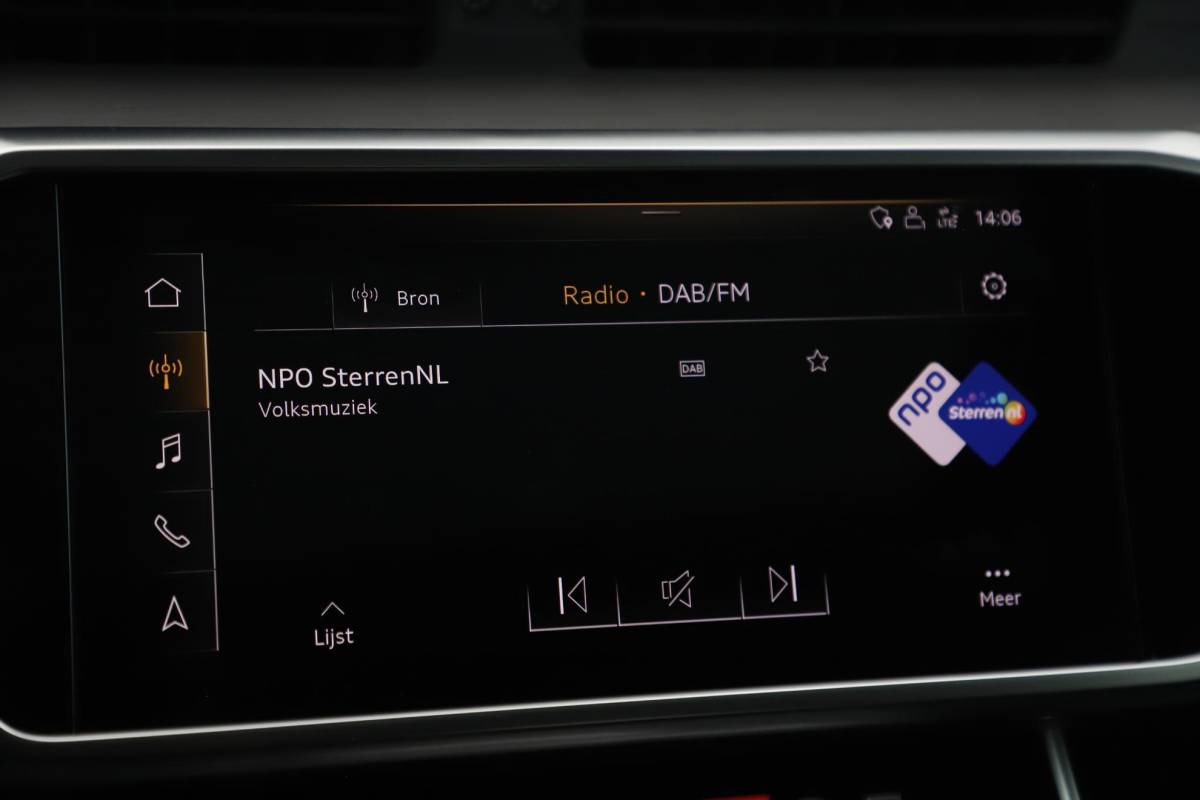 Audi RS7 Audi RS7 4.0 TFSI RS 7 Sportback Quattro 600PK 1 Jaar Garantie 22 inch Ceramic B&O High End Alcantara Hemel Dynamic Plus Pack 4-wiel Sturing Softclose Stoelverkoeling Panoramadak Laser LED HUD 360 Camera Full Options! Nieuwstaat!
