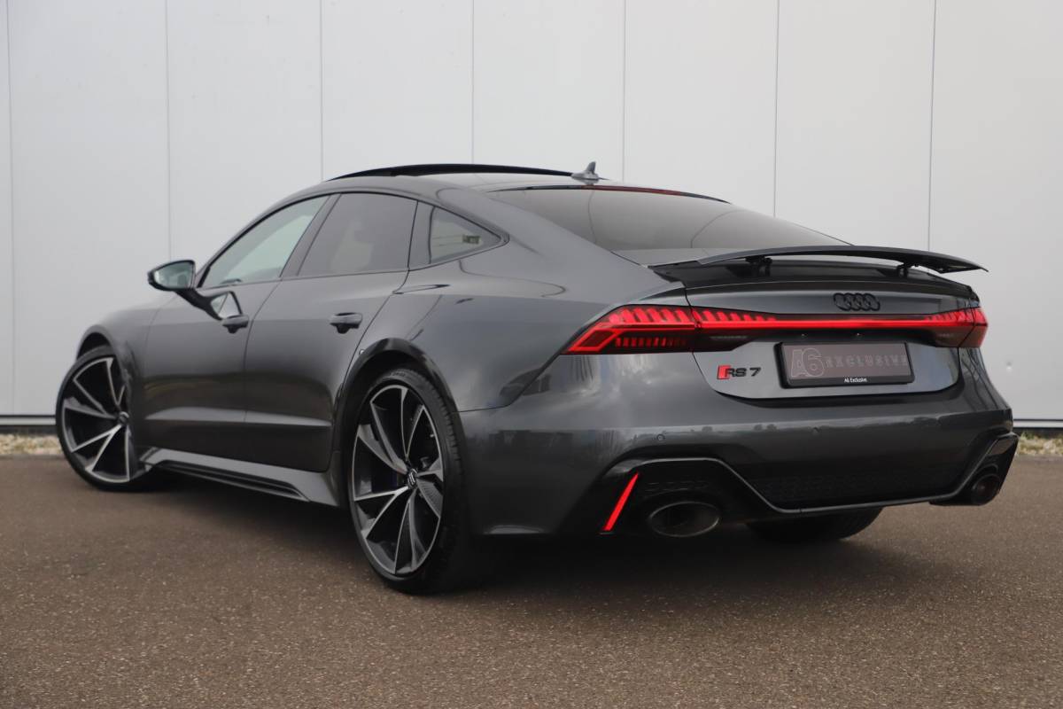 Audi RS7 Audi RS7 4.0 TFSI RS 7 Sportback Quattro 600PK 1 Jaar Garantie 22 inch Ceramic B&O High End Alcantara Hemel Dynamic Plus Pack 4-wiel Sturing Softclose Stoelverkoeling Panoramadak Laser LED HUD 360 Camera Full Options! Nieuwstaat!