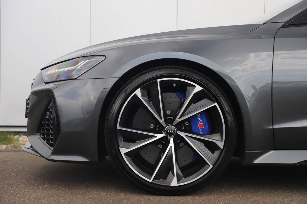 Audi RS7 Audi RS7 4.0 TFSI RS 7 Sportback Quattro 600PK 1 Jaar Garantie 22 inch Ceramic B&O High End Alcantara Hemel Dynamic Plus Pack 4-wiel Sturing Softclose Stoelverkoeling Panoramadak Laser LED HUD 360 Camera Full Options! Nieuwstaat!