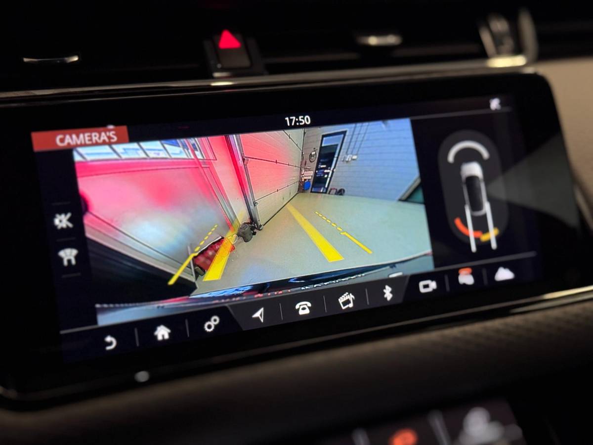 Land Rover Range Rover Evoque Land Rover RANGE ROVER EVOQUE 2.0 D150 AWD R-Dynamic SE | LEDER | CAMERA