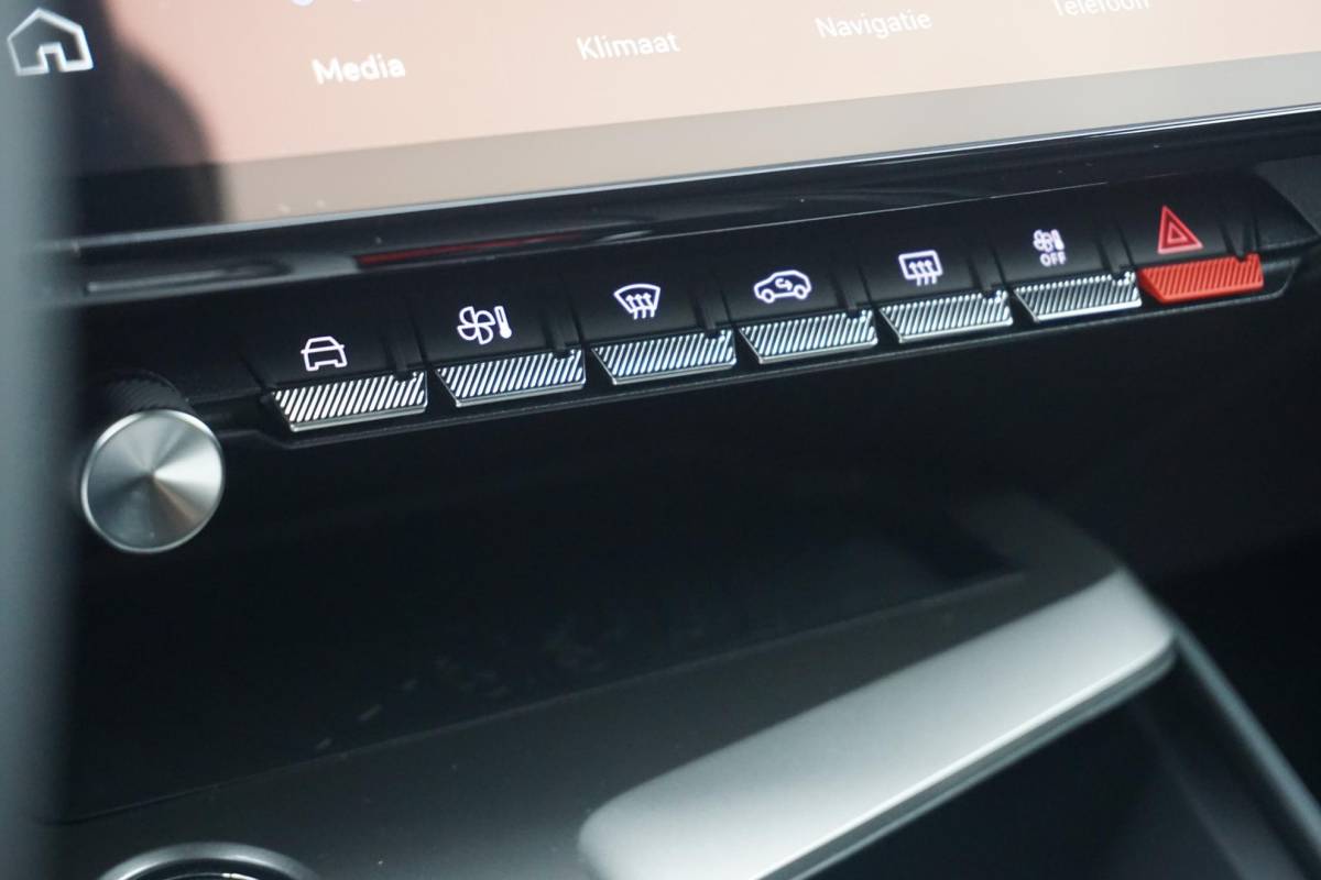 Peugeot 308 Peugeot 308 SW 1.2 Hybrid 136 e-DCS6 Allure