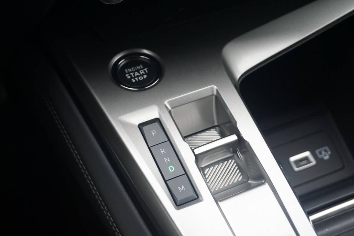 Peugeot 308 Peugeot 308 SW 1.2 Hybrid 136 e-DCS6 Allure