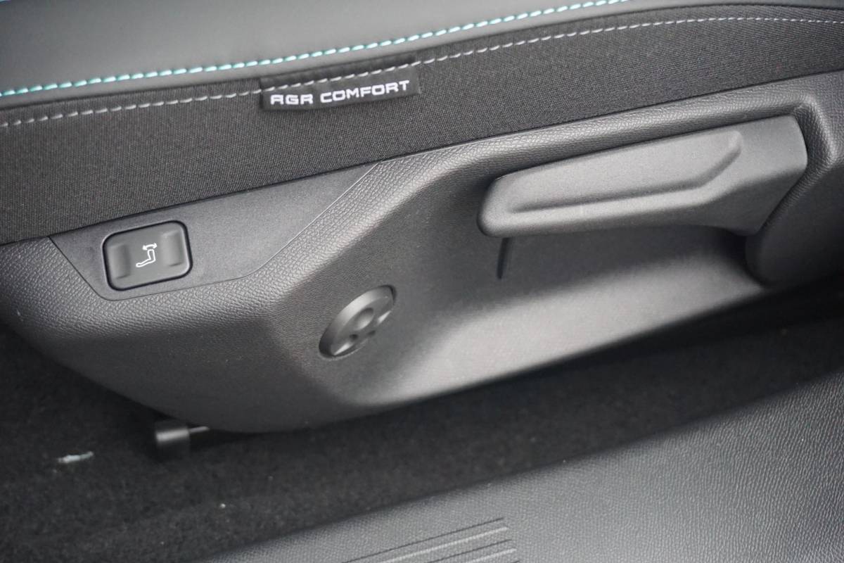 Peugeot 308 Peugeot 308 SW 1.2 Hybrid 136 e-DCS6 Allure