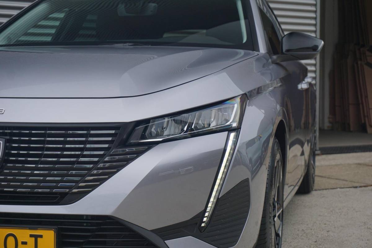 Peugeot 308 Peugeot 308 SW 1.2 Hybrid 136 e-DCS6 Allure