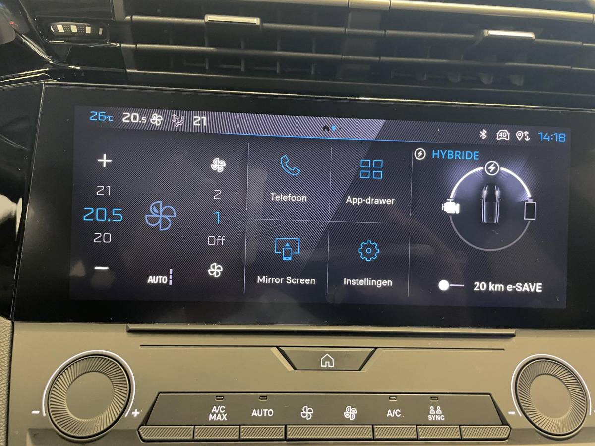 Peugeot 308 Peugeot 308 SW 1.6 PHEV 180pk Active Pack Business Navigatie Carplay PDC VA + Camera 17″ LM Velgen Adaptive Cruise Control Full LED Virtual Cockpit