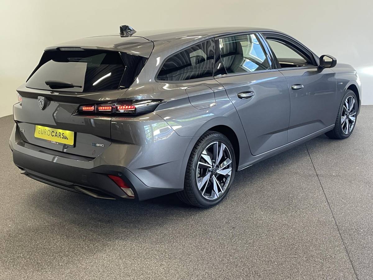 Peugeot 308 Peugeot 308 SW 1.6 PHEV 180pk Active Pack Business Navigatie Carplay PDC VA + Camera 17″ LM Velgen Adaptive Cruise Control Full LED Virtual Cockpit