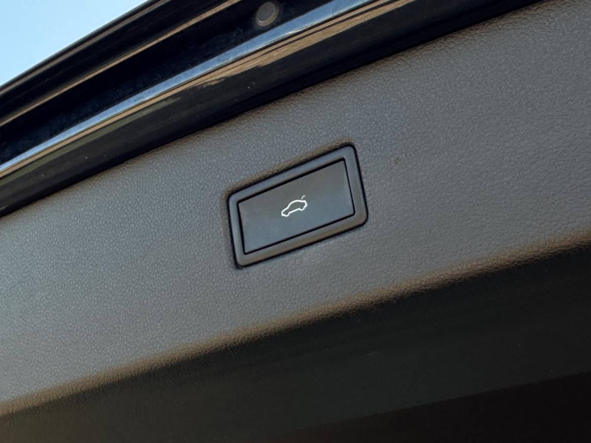 Volkswagen Tiguan Volkswagen Tiguan 1.5 TSI Life Business / Pano / IQ Light / Trekhaak