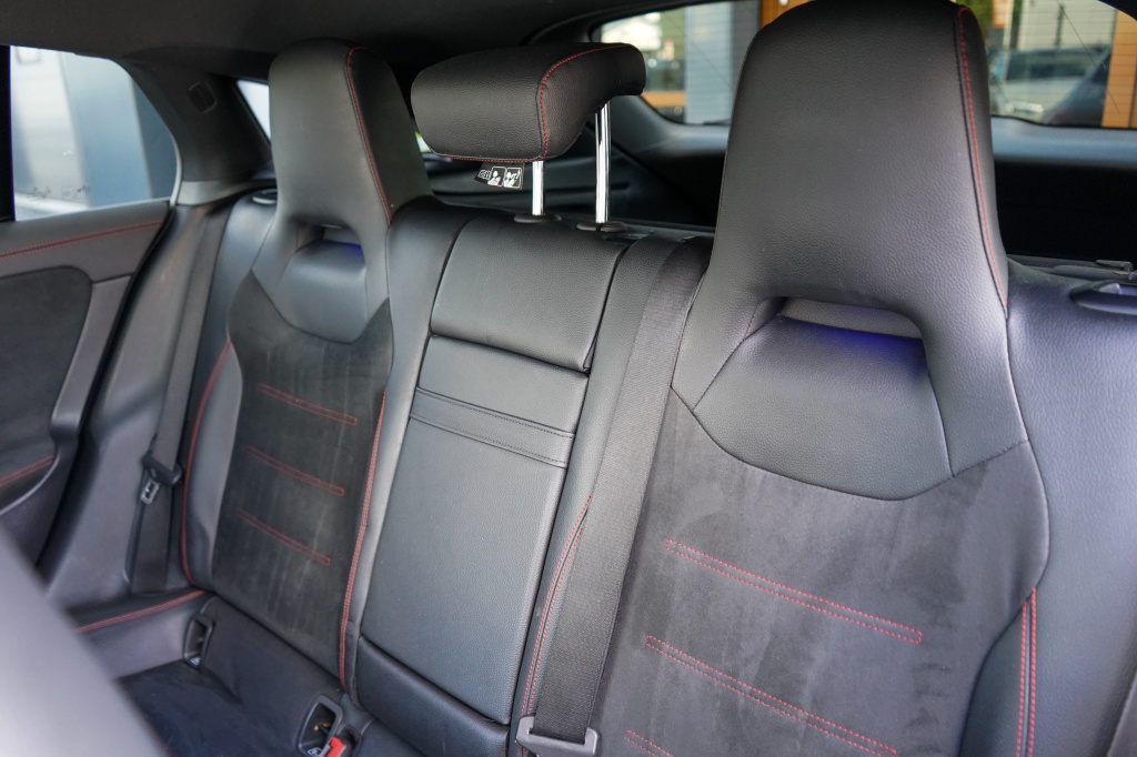 Mercedes-Benz CLA Mercedes-benz CLA-klasse Shooting Brake 200 Bns Sol. AMG | Pano | Sfeer | Multibeam | Trekhaak