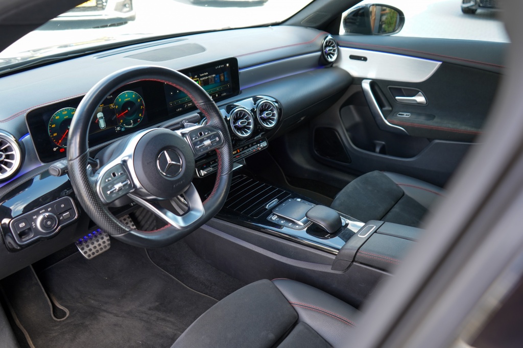 Mercedes-Benz CLA Mercedes-benz CLA-klasse Shooting Brake 200 Bns Sol. AMG | Pano | Sfeer | Multibeam | Trekhaak