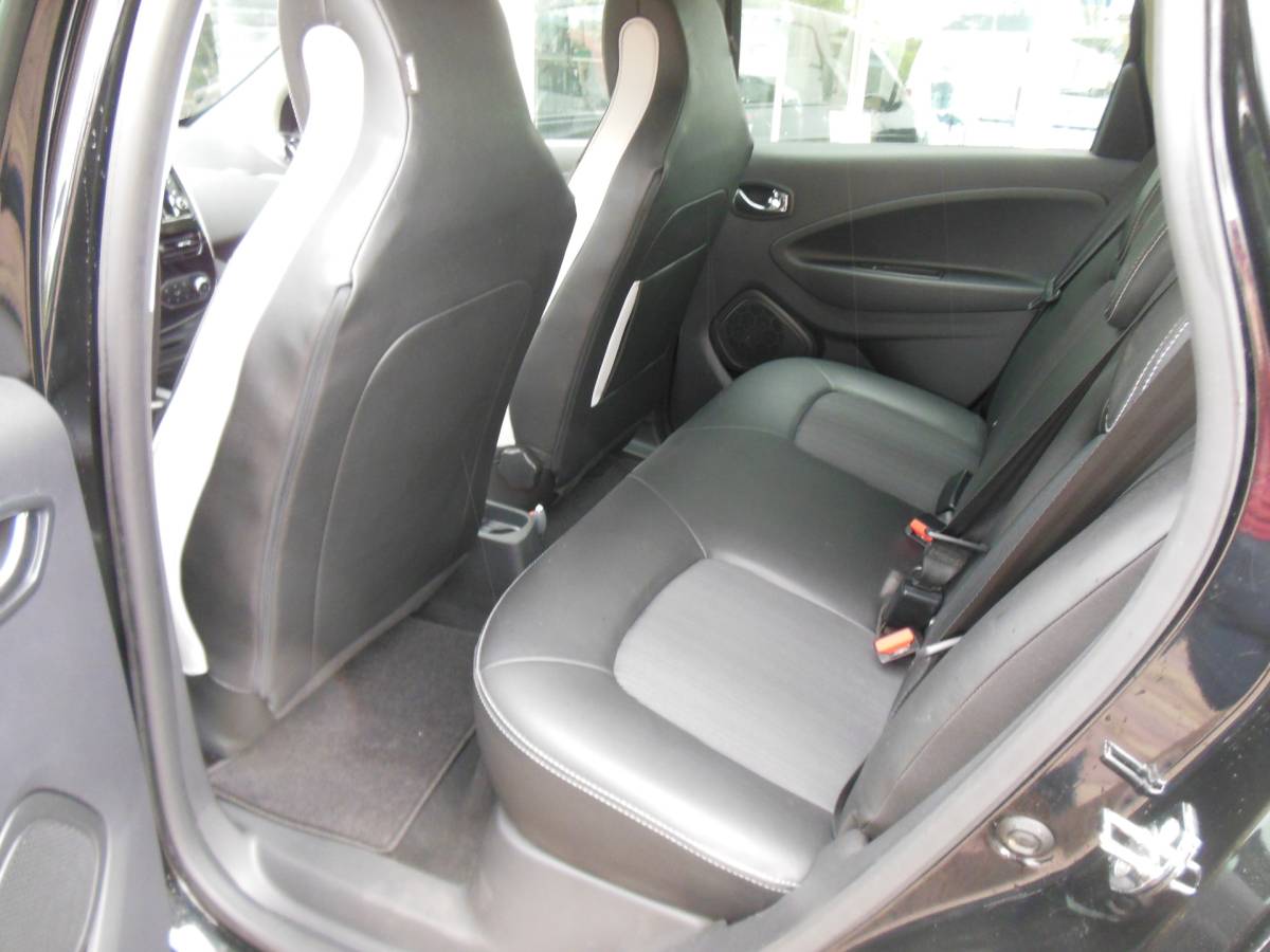 Renault ZOE Renault ZOE R110 Iconic 41 kWh incl. btw en accu,s 12 maanden bovag garantie