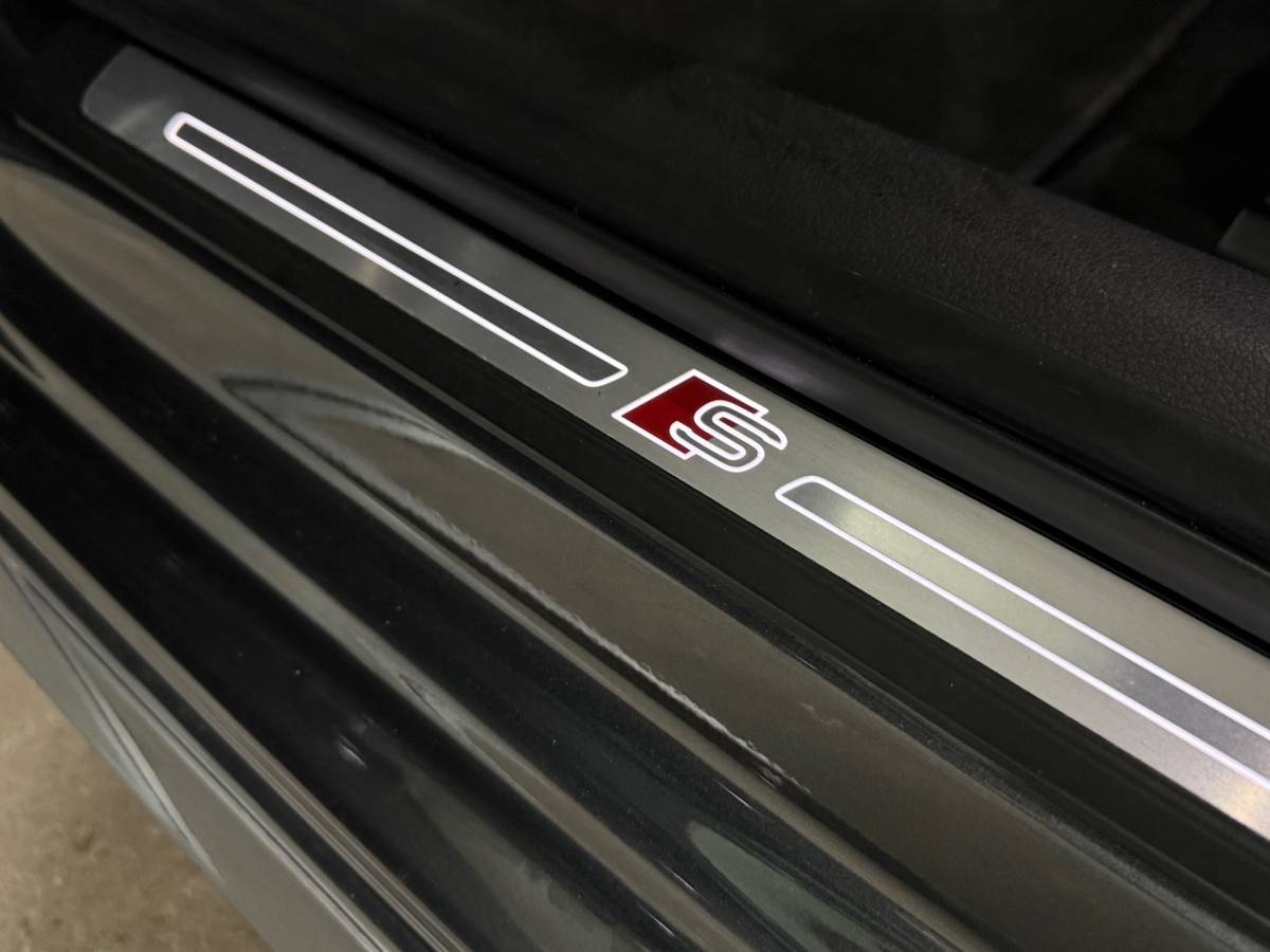 Audi A3 Audi A3 Sportback 1.5 TFSI CoD Sport S Line Edition | Pano | Sportstoelen | LED | Navigatie | Trekhaak